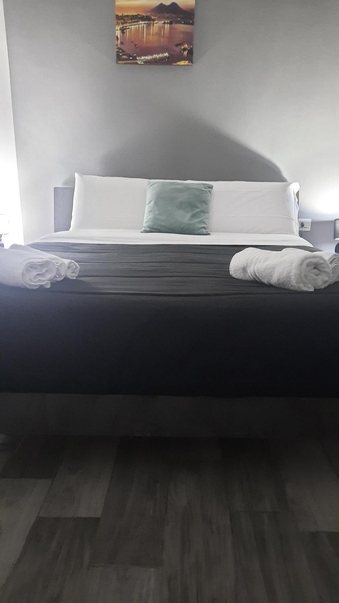 Casa Napul'E Hotell Neapel Exteriör bild